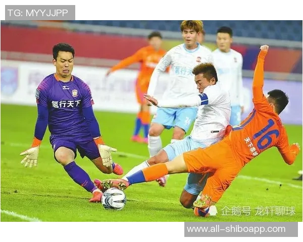 奥特强调换防策略对坎宁安施压三分球失准助力球队取胜